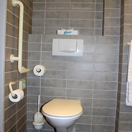 Szálloda Muenchnerhof 2*