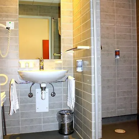 Muenchnerhof Szálloda 2*