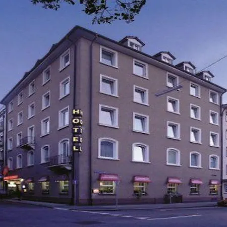 Muenchnerhof 2*