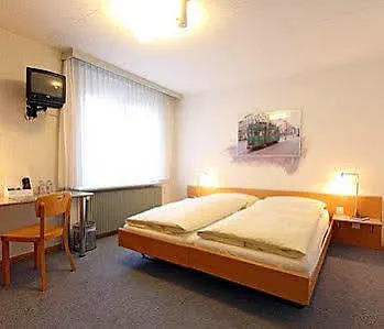 Muenchnerhof Szálloda Bázel